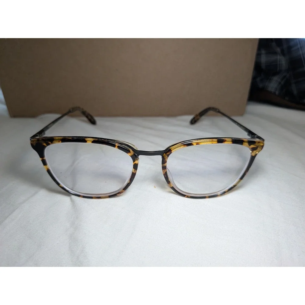Vera Wang V557 Black Tortoise Eyeglasses 52-18-135